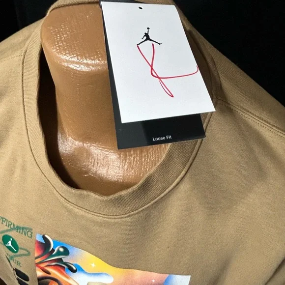 Nike Air Jordan Sweatshirt - Picture 4 of 9